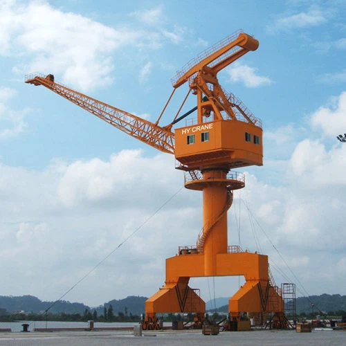 Professional Port Shipyard Mobile Luffing Jib Crane